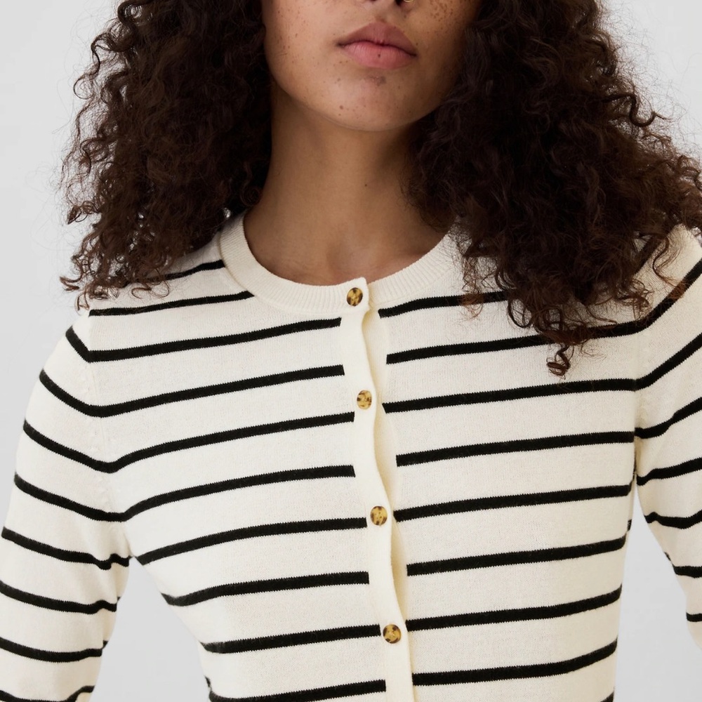 Gap crew neck cardigan, large, striped